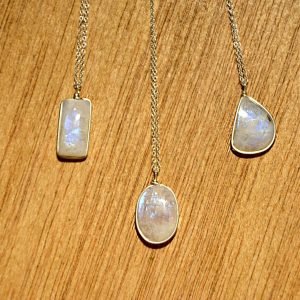 Colgantes ligeros de plata